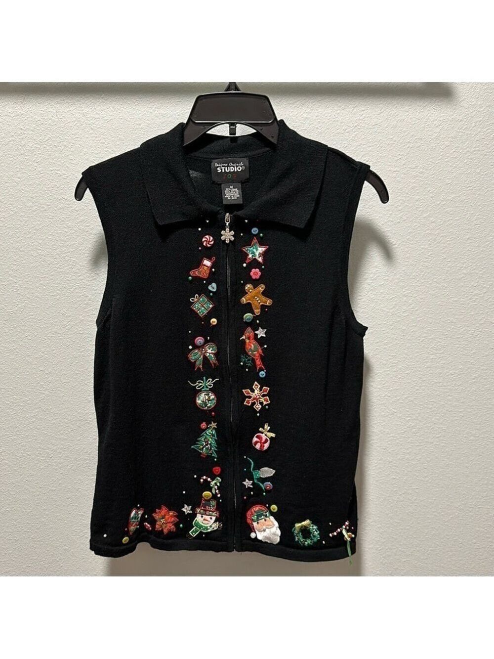 Designers Originals STUDIO JOY Christmas Sweater Vest size medium Vintage
